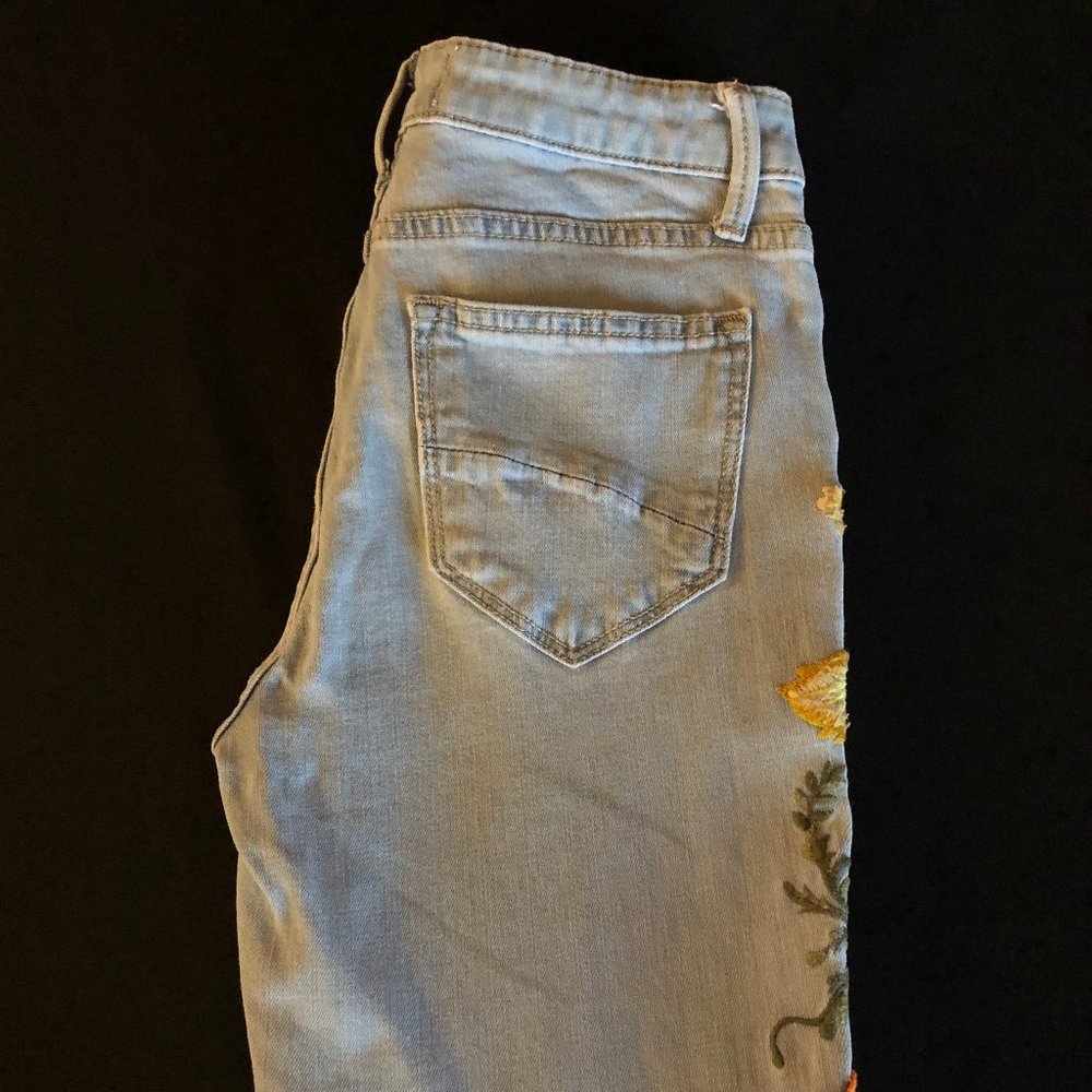 Free People x Driftwood Farrah Embroidered Flare Jeans Sz 24 - Picture 6 of 15